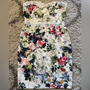 Paper Dolls Bandeau Strapless Floral Dress Size 12 NWT